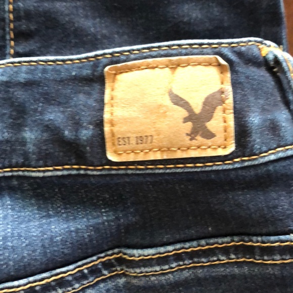 American Eagle Blue Jeans - Picture 4 of 7